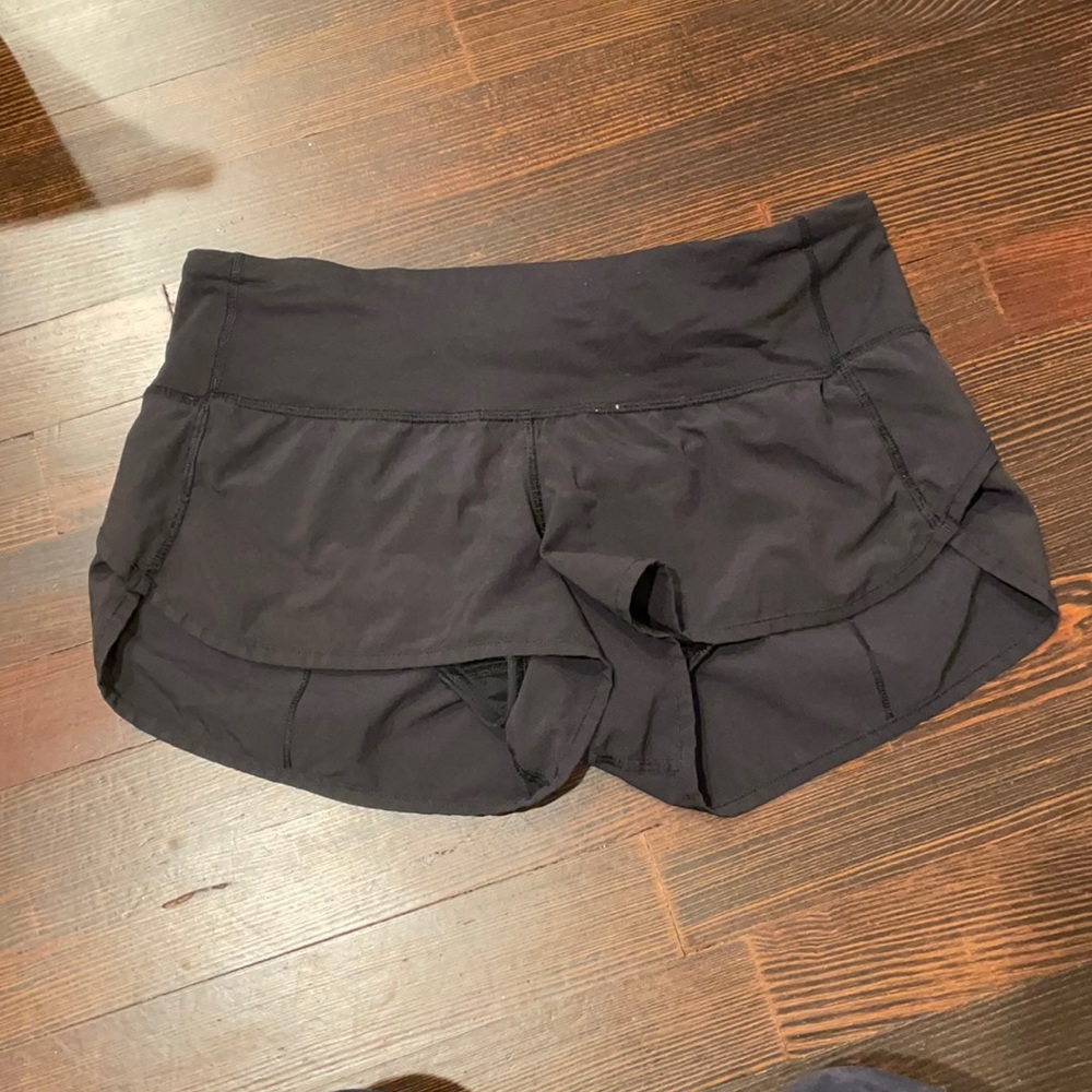 Black lulu lemon shorts size 4